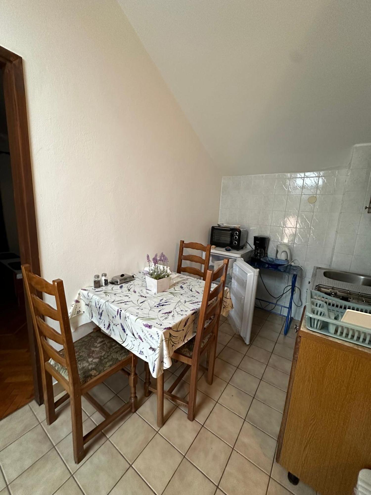 Apartments Cunski *
